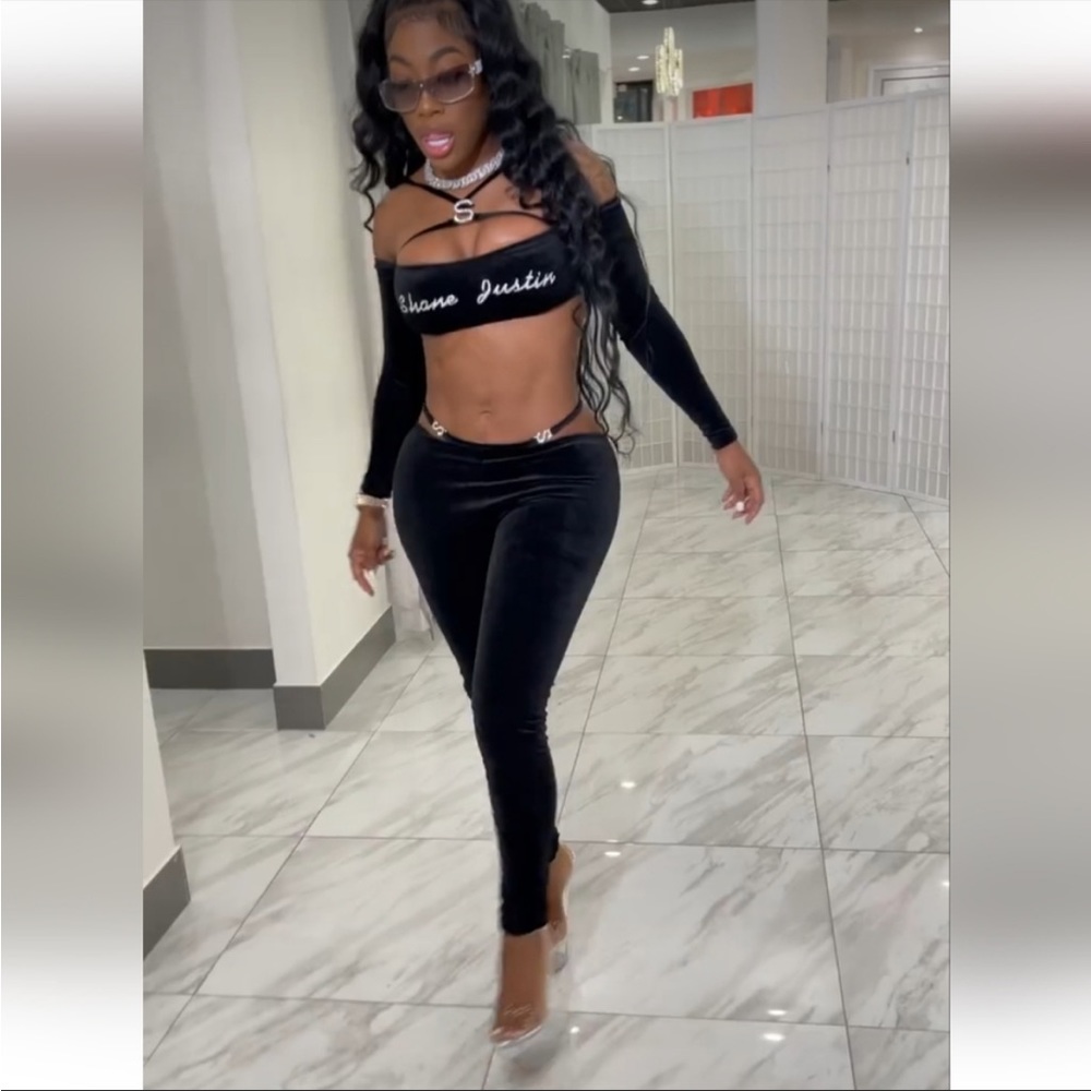 Black Shane Justin Velour Set